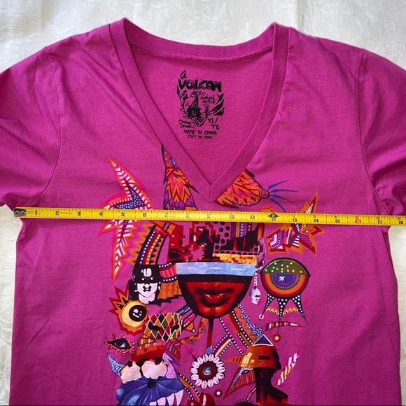 Volcom Featured Artist Andreas Jenne "Skullux Comet" Fuchsia V-Neck Junior's XL - Picture 9 of 14